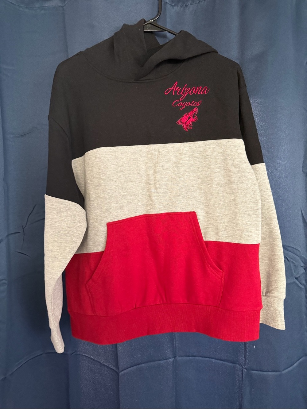 NHL Arizona Coyotes Colorblock Cowl Neck Sweater - Black, Gray & Red